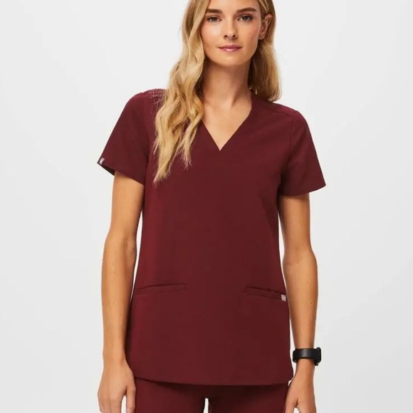 Casma Three-Pocket Scrub Top - Picture 1 of 1